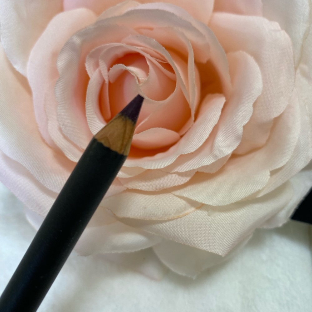 MAC 2 LIP PENCIL ✏️ COLORS CHICORY AND CIBER WORLD +EYE LINER PHOTOGRAVURE - Picture 11 of 11